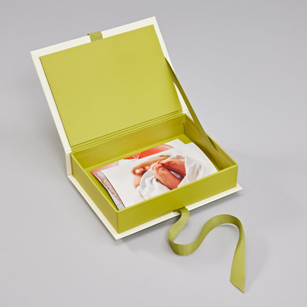 Semikolon Small Photo Box with Slide In Window